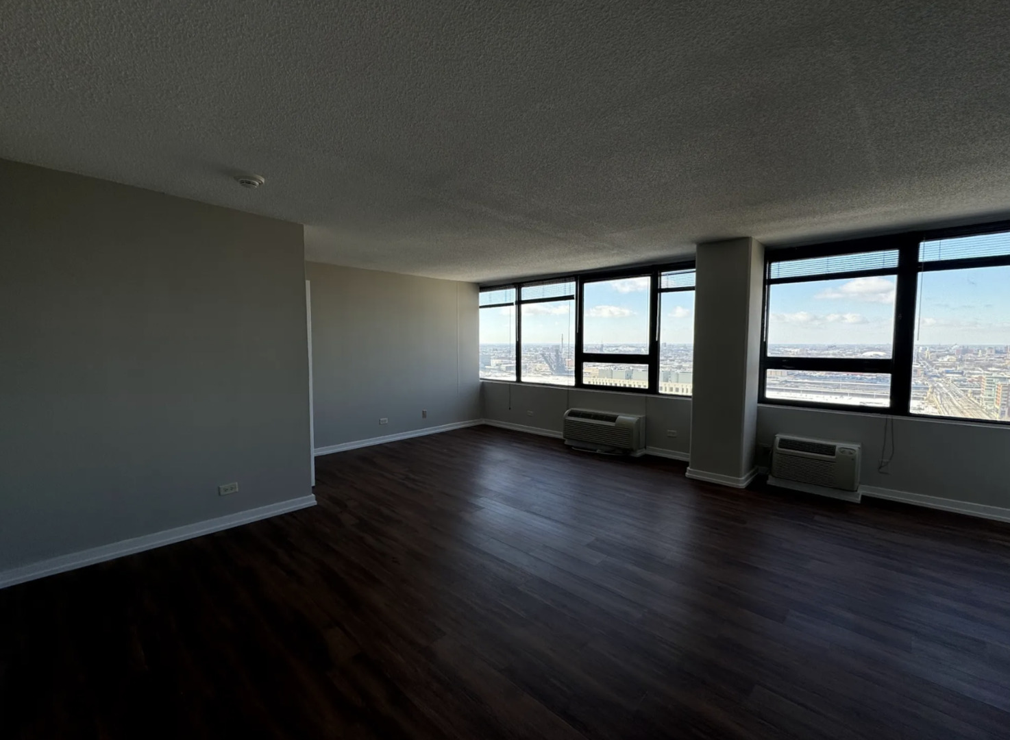 1212 S Michigan Avenue 2711 Property Photo 2