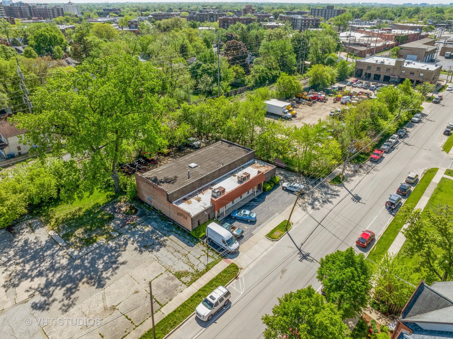 727 1st Avenue Property Photo 1