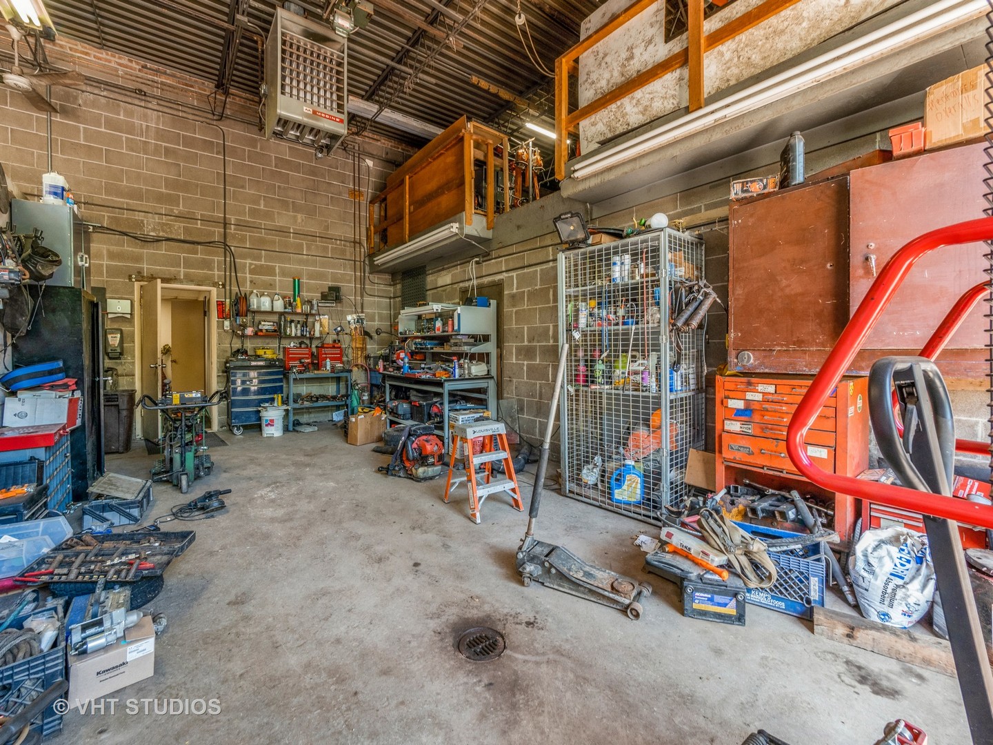 727 1st Avenue Property Photo 7