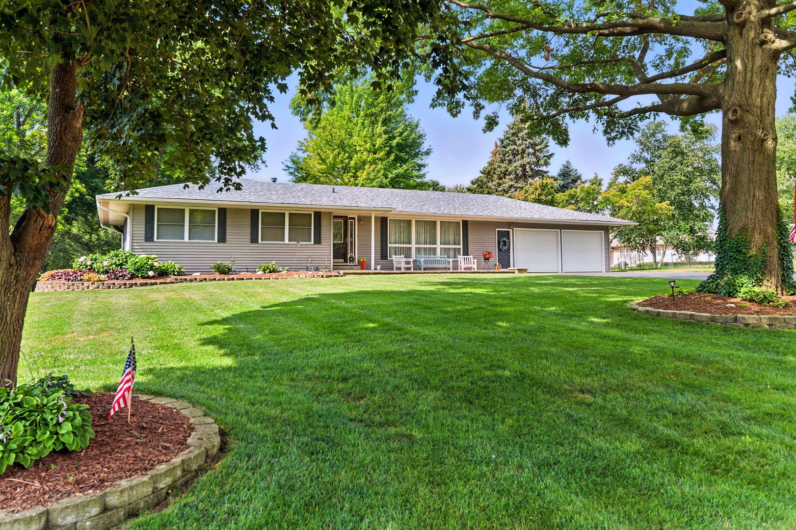 14692 Hiawatha Lane Property Photo 1