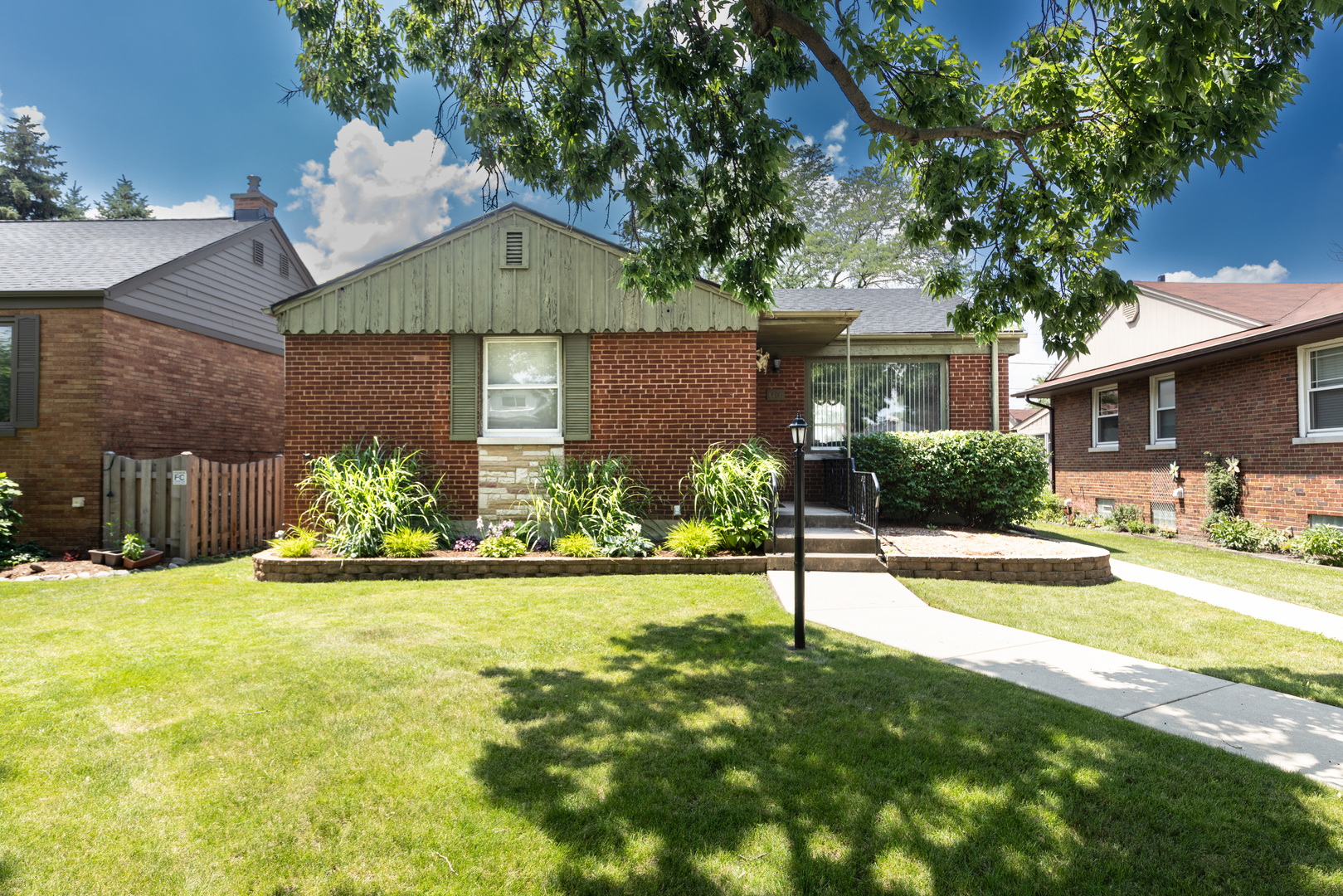1406 Portsmouth Avenue Property Photo 1
