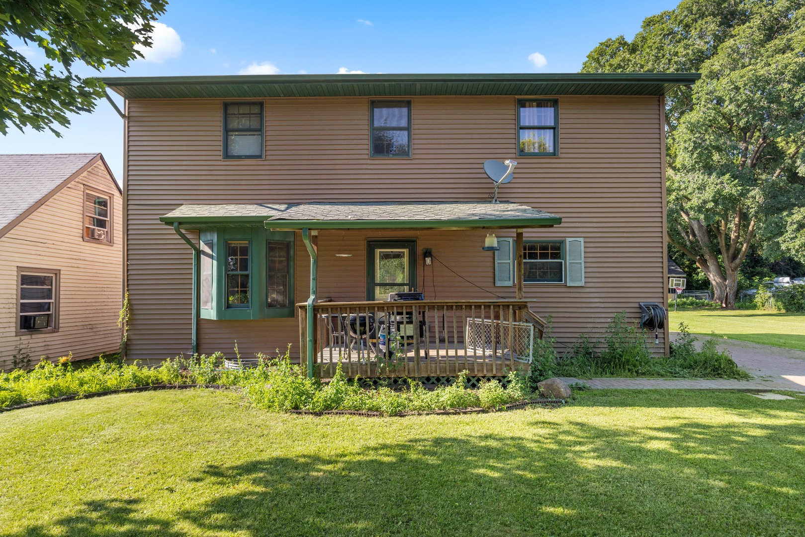 4409 Compton Avenue Property Photo 1