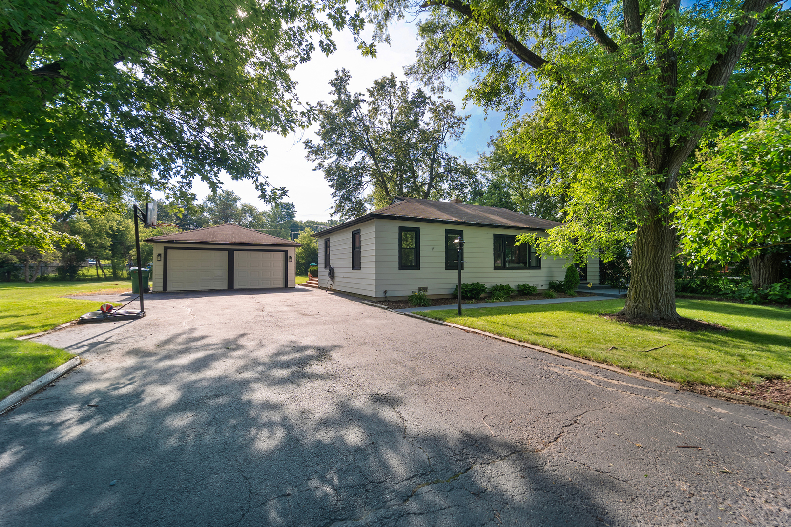 37791 N De Woody Road