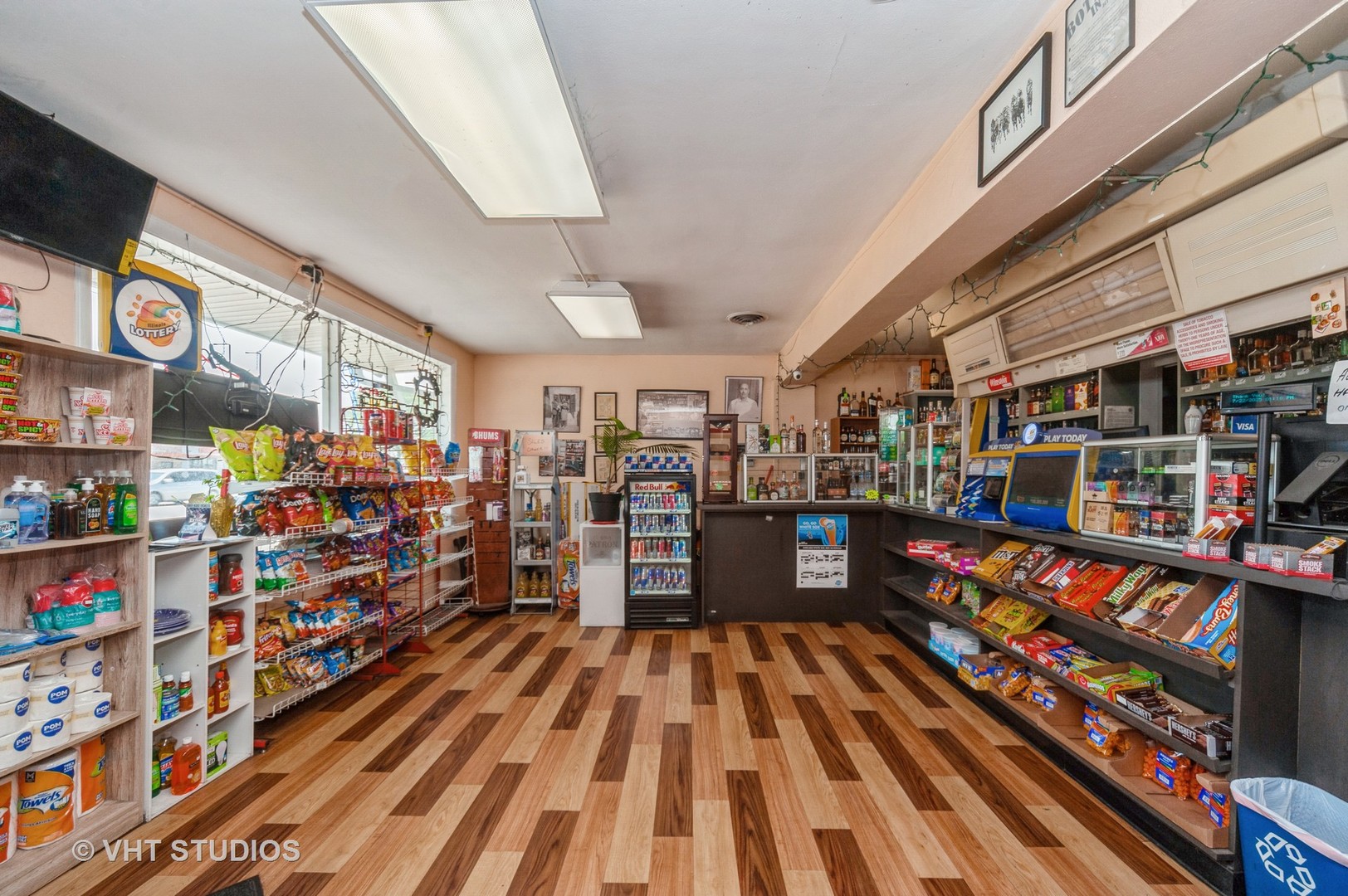 2864 Washington Street Property Photo 3