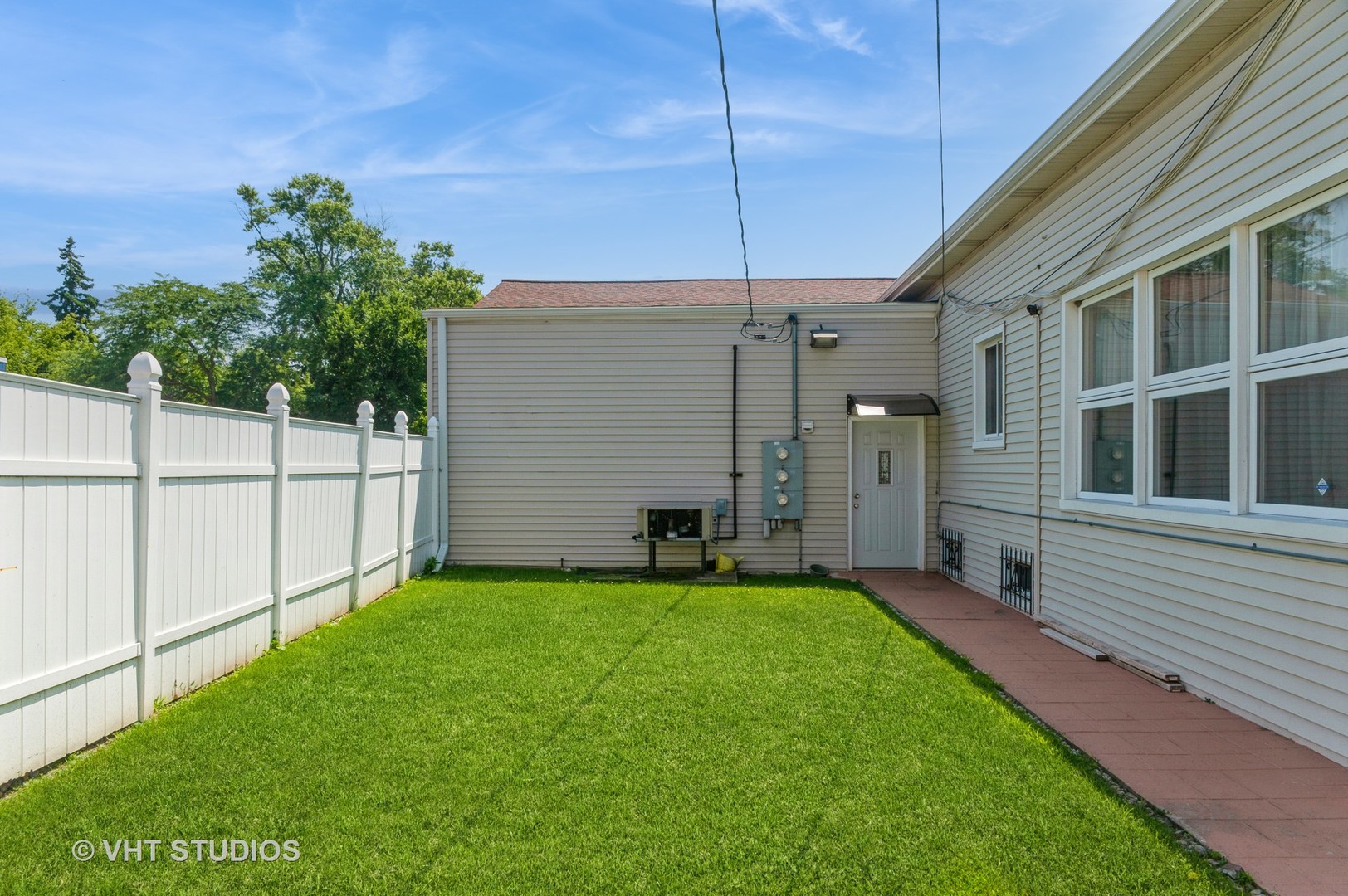 2864 Washington Street Property Photo 19