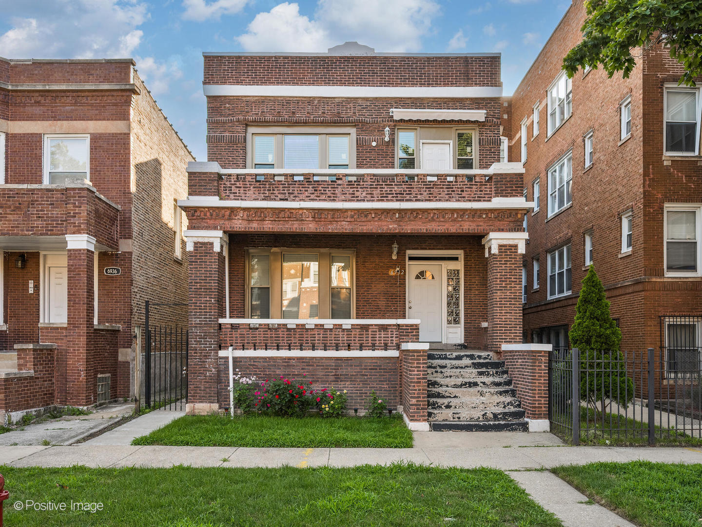 6932 S Green Street Property Photo 1
