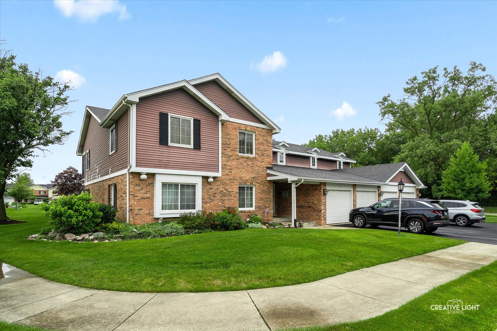 714 Maplewood Court 2c Property Photo 1