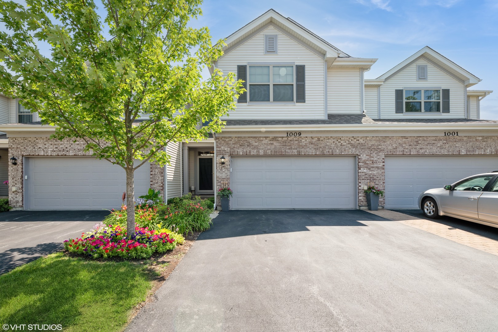 1009 N Auburn Ridge Drive Property Photo 1