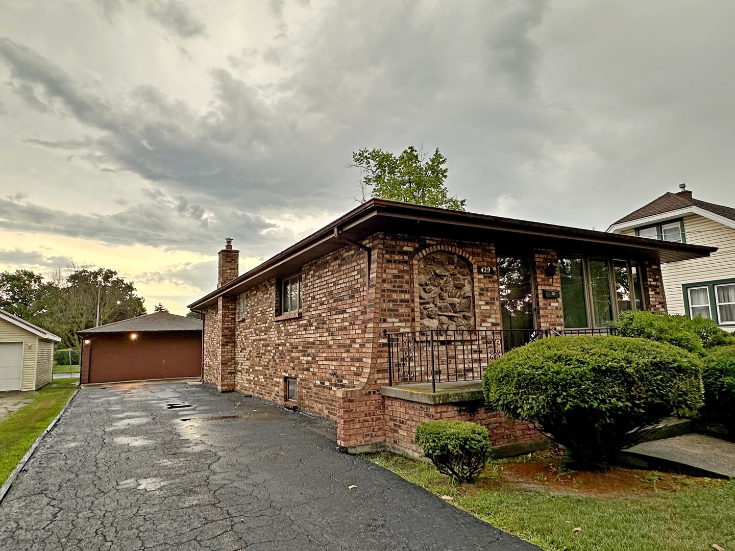 429 E 164th Place Property Photo 1