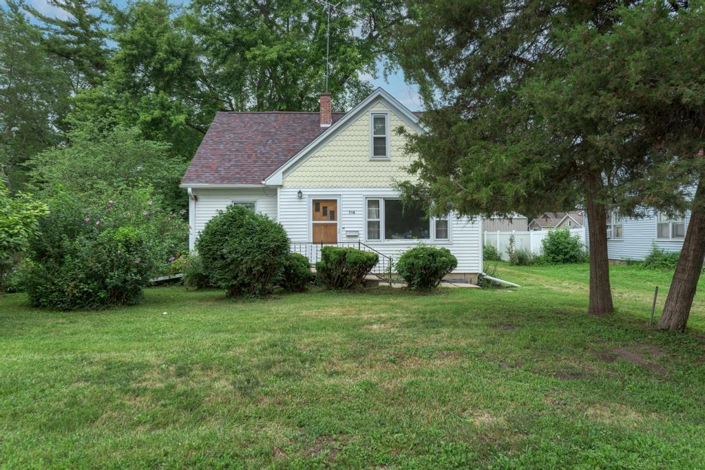 716 E Baltimore Street Property Photo 1