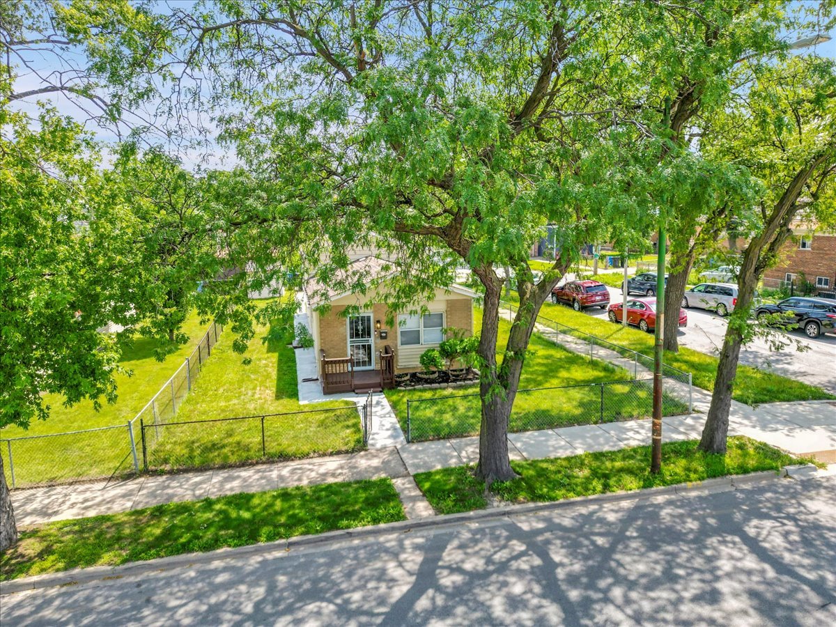 8853 S Halsted Street Property Photo 27