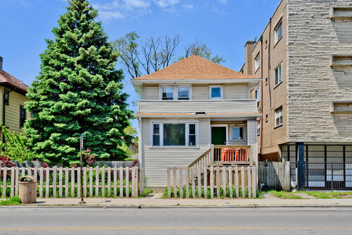 1144 N Austin Boulevard Property Photo 1
