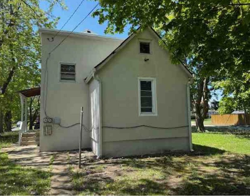 1617 Grove Avenue Property Photo 3