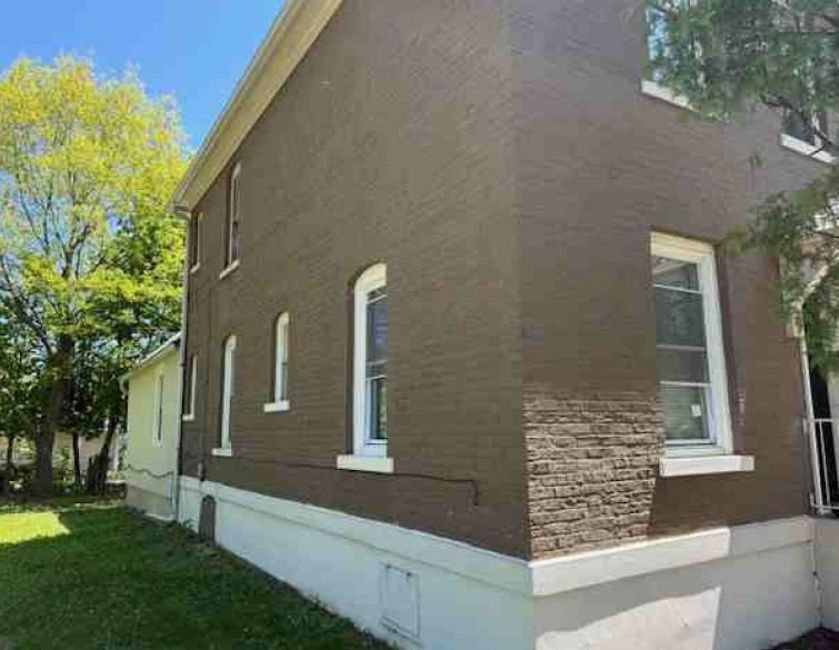 1617 Grove Avenue Property Photo 4