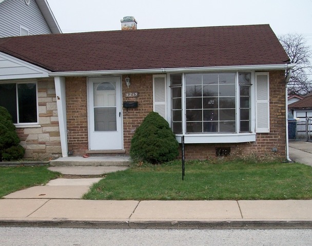 4215 W 87th Street Property Photo 1