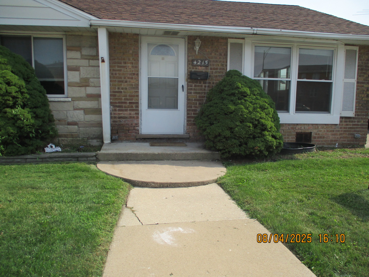 4215 W 87th Street Property Photo 1