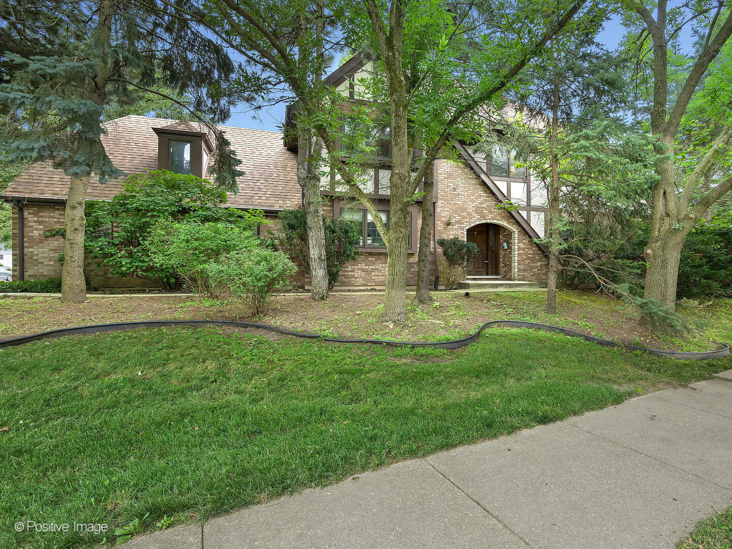 3824 Grove Avenue Property Photo 1