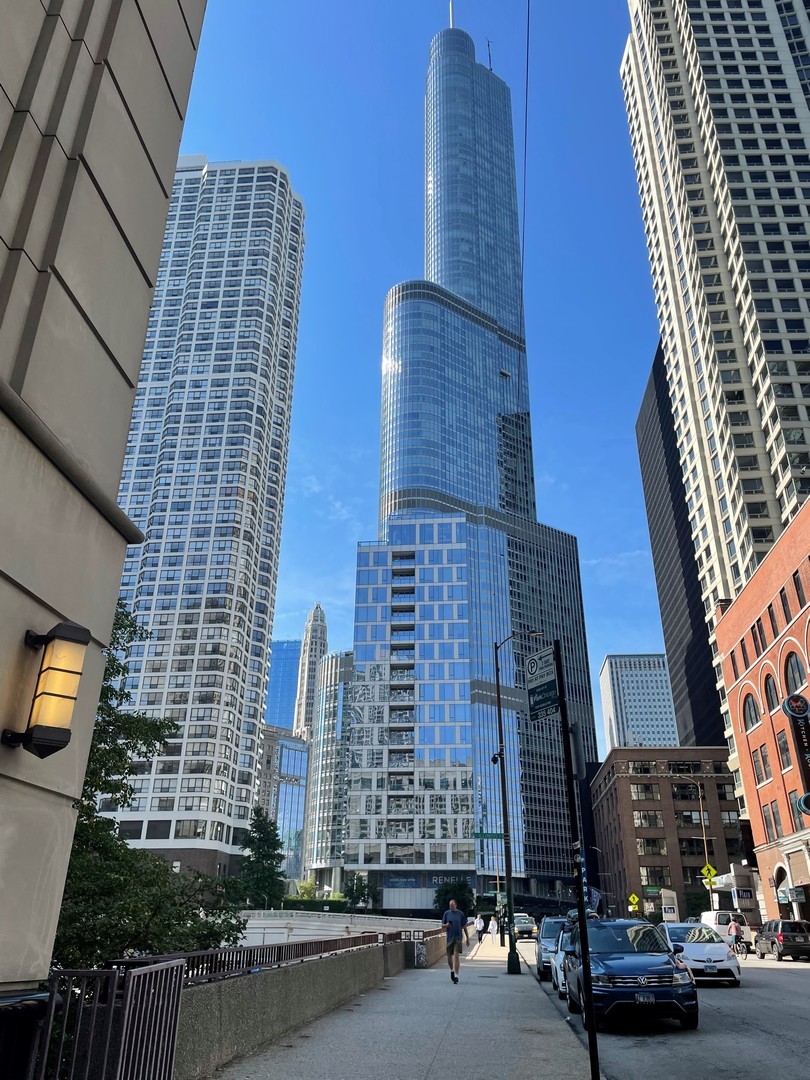 401 N Wabash Avenue 30e Property Photo 1