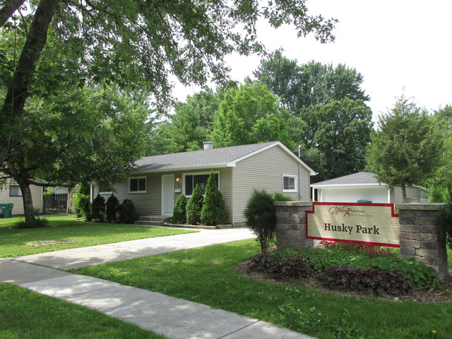 236 W Norman Lane Property Photo 1