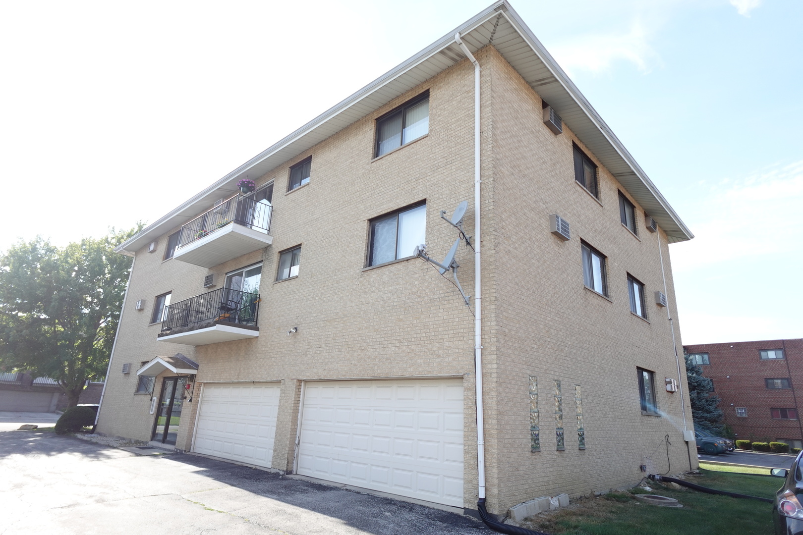 10425 Mayfield Street 3w Property Photo 1