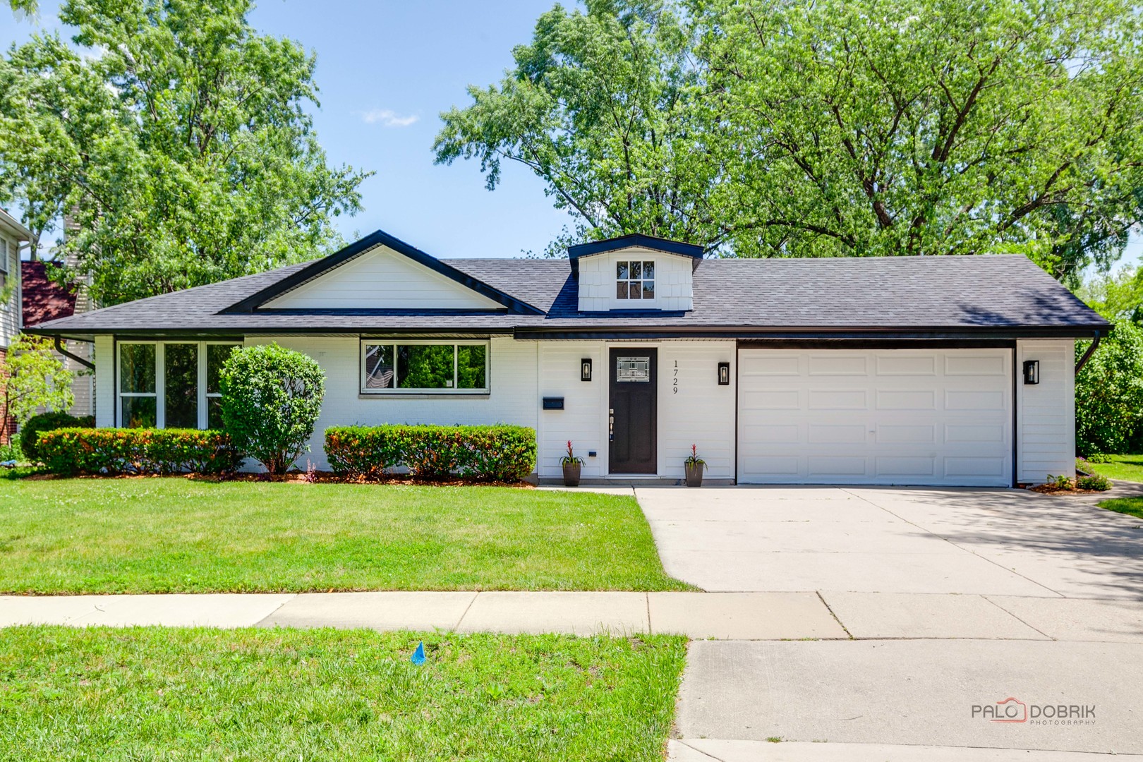 1729 N Mitchell Avenue Property Photo 1