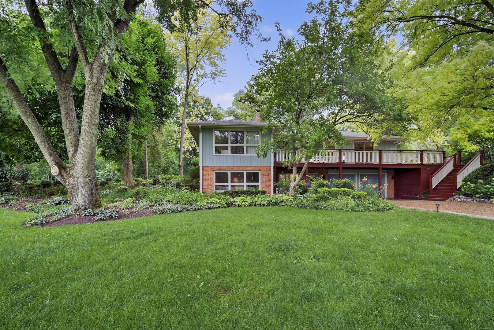 226 Bays Place