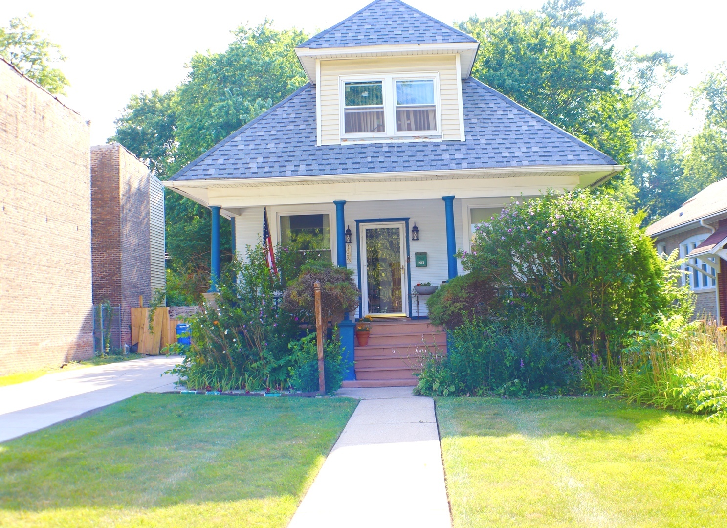 10134 S Charles Street Property Photo 1