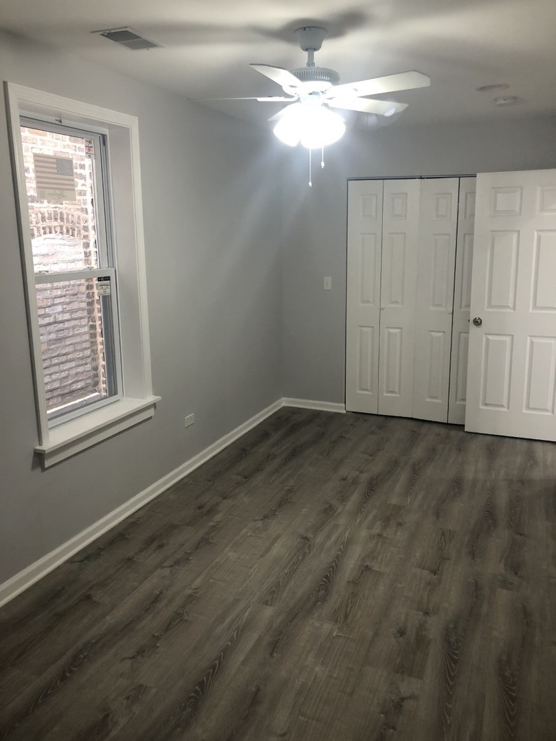 3302 S Hamilton Avenue 1 Property Photo 4