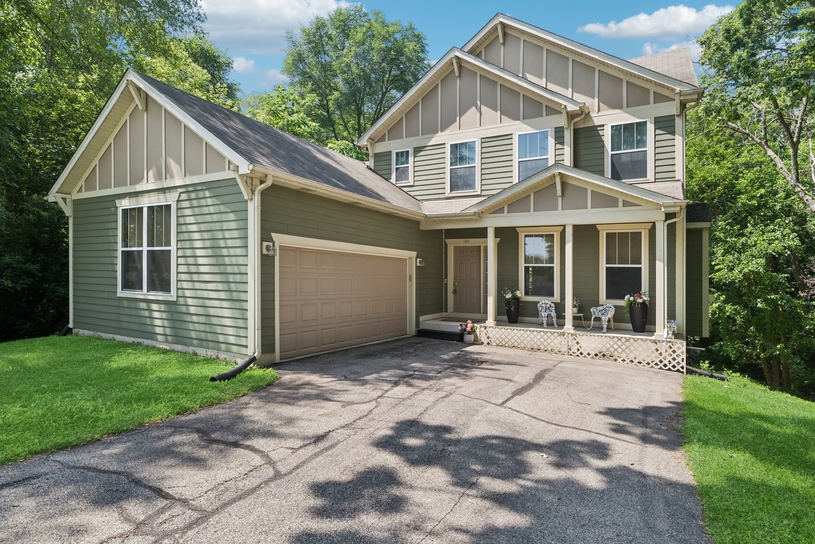140 Forest Avenue Property Photo 1