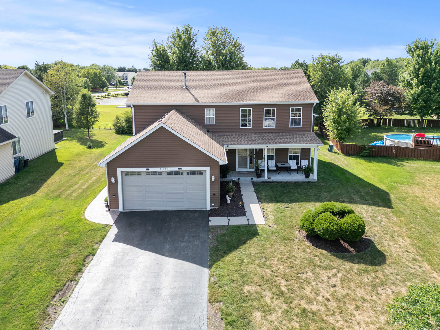 1567 Marigold Ln Property Photo 1