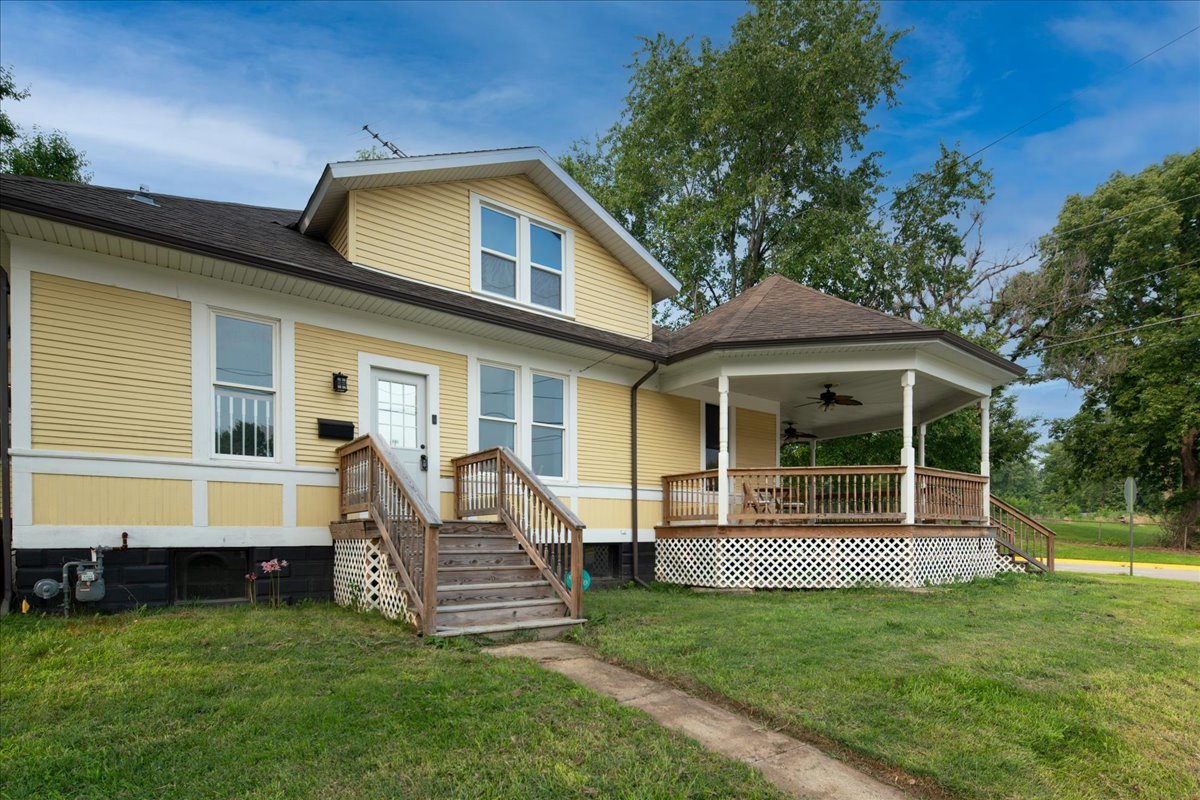 1004 Fremont Avenue Property Photo 1