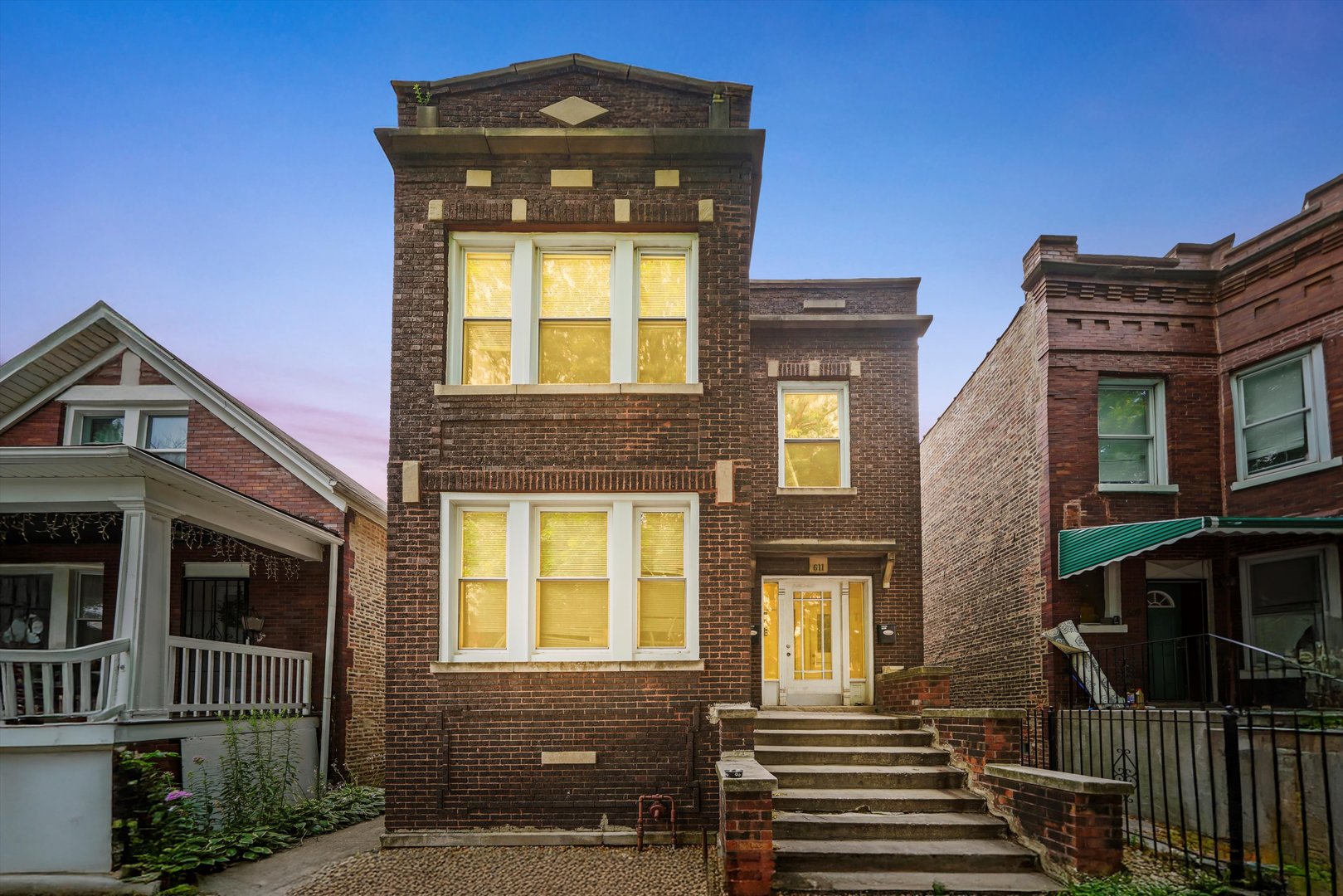 611 N Monticello Avenue Property Photo 1