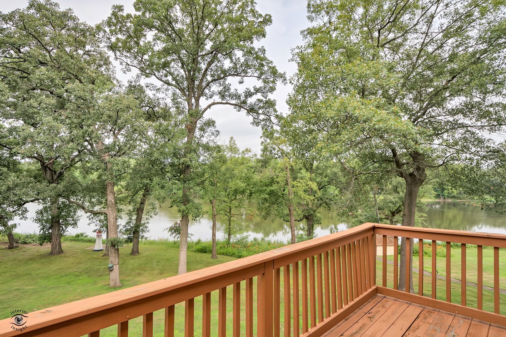 864 Ash Drive Property Photo 27