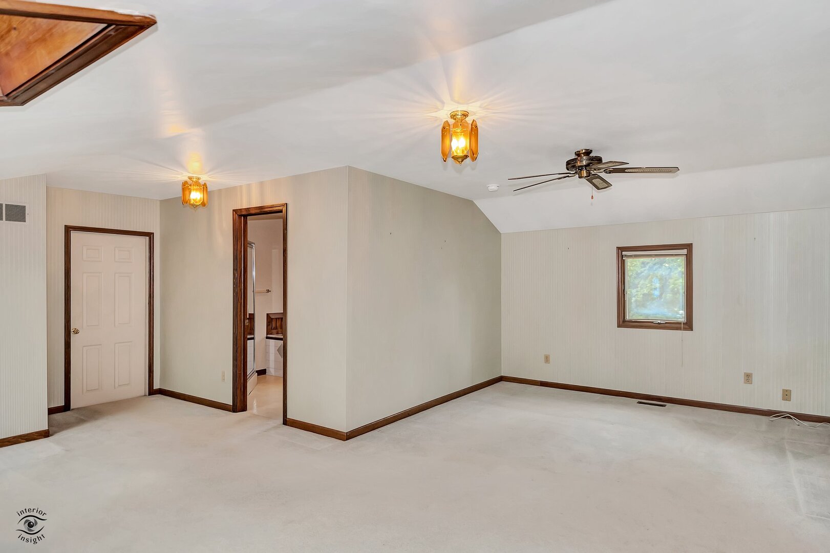 864 Ash Drive Property Photo 32