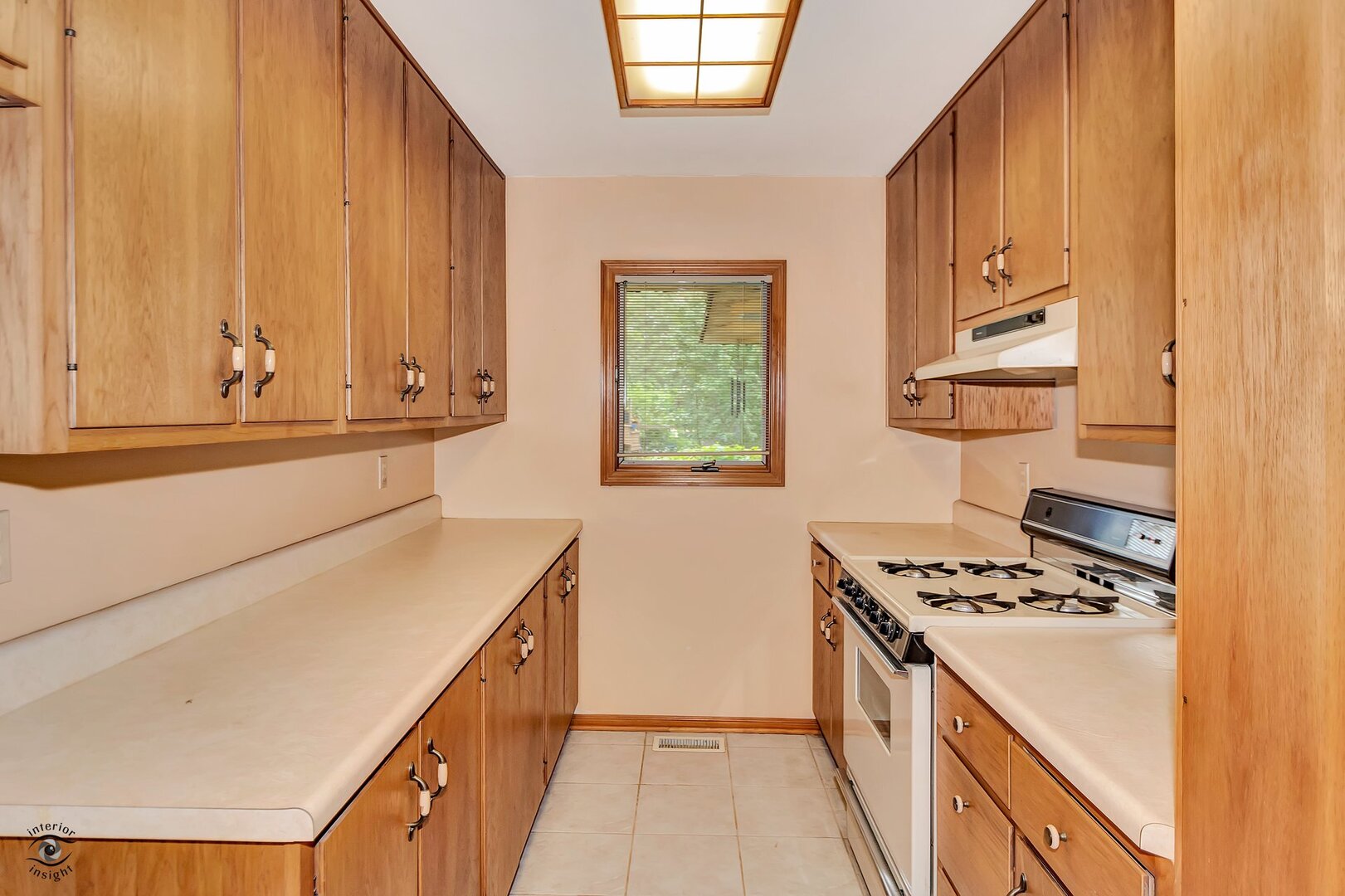 864 Ash Drive Property Photo 39