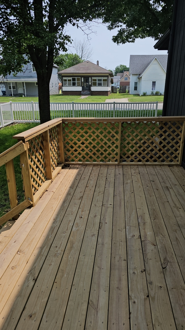 309 N Market Street Property Photo 21