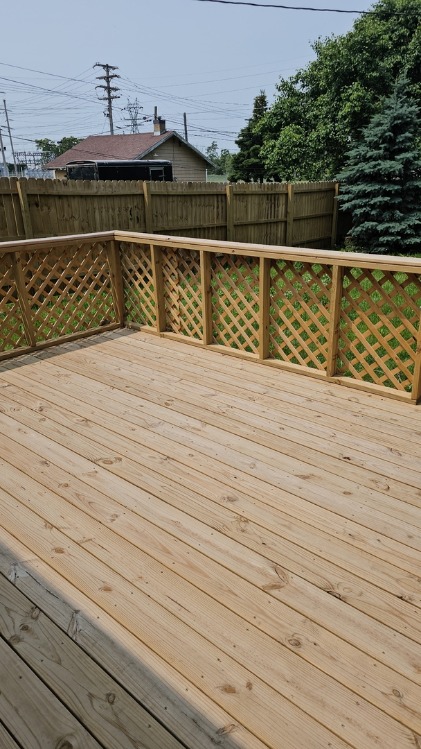 309 N Market Street Property Photo 32