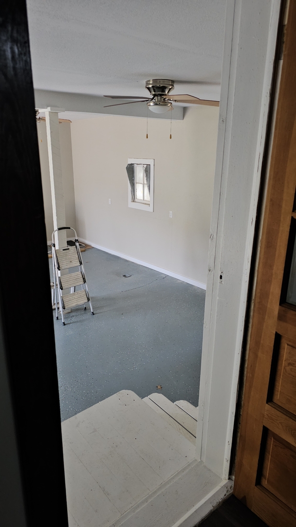 309 N Market Street Property Photo 38