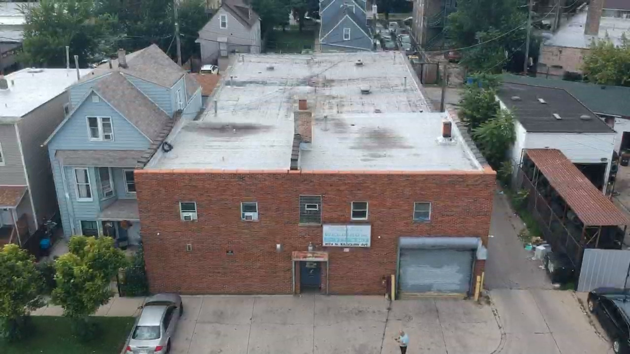 1626 N Kilbourn Avenue Property Photo 1