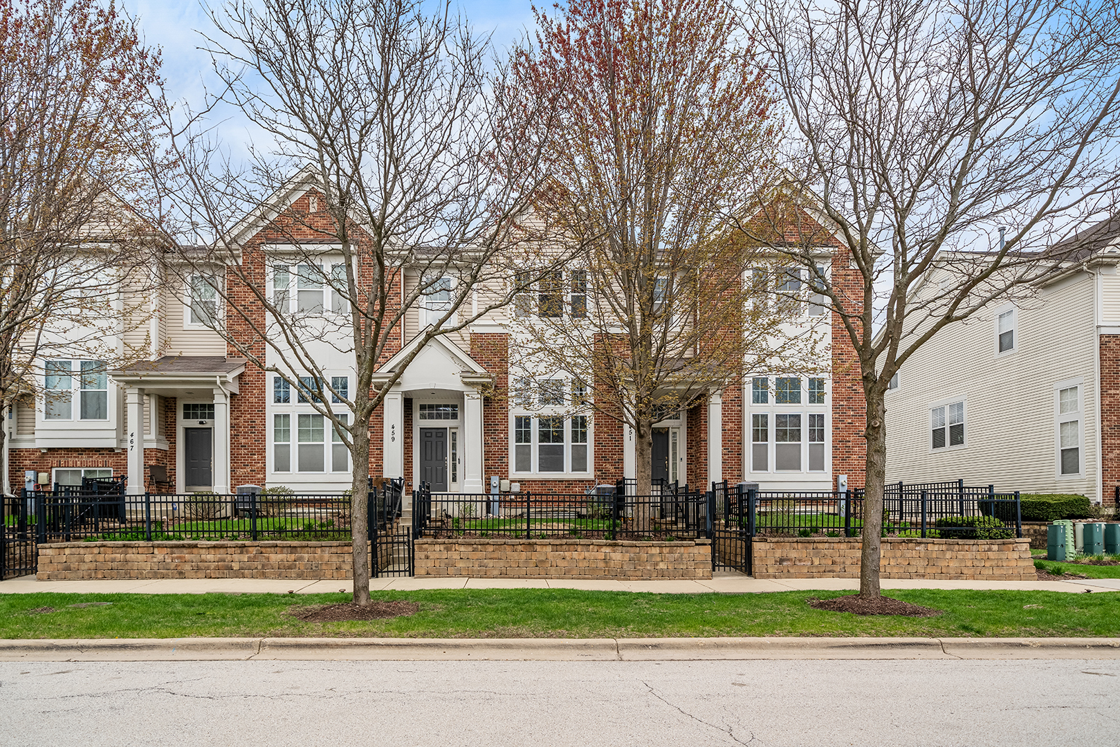 459 Plaza Place Property Photo 1