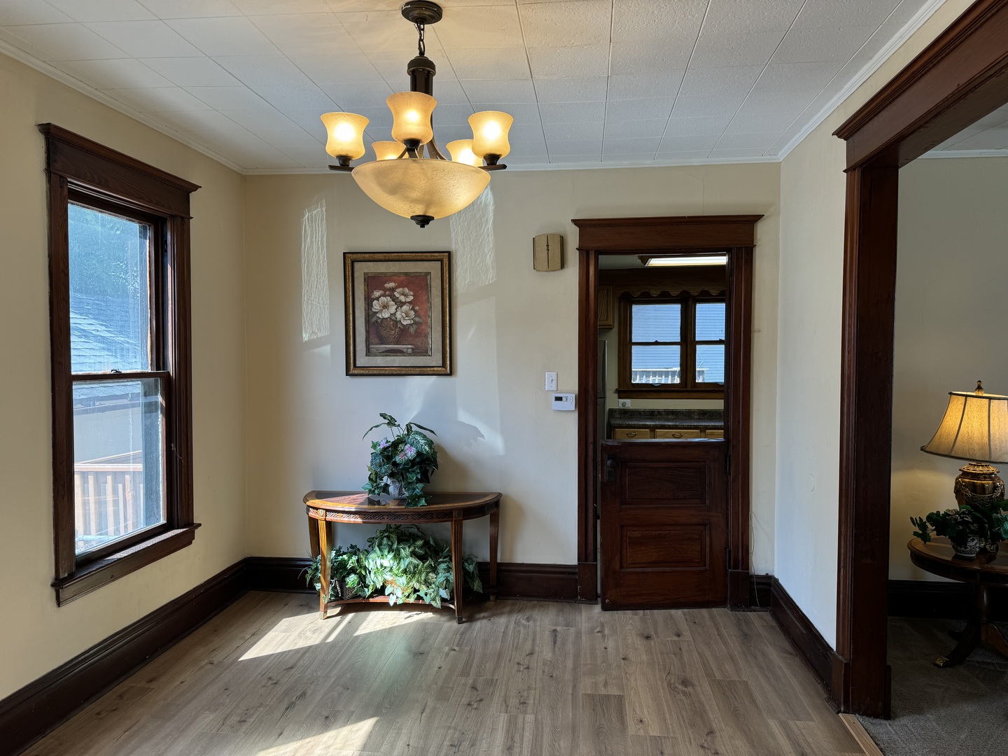 1822 Charles Street Property Photo 6