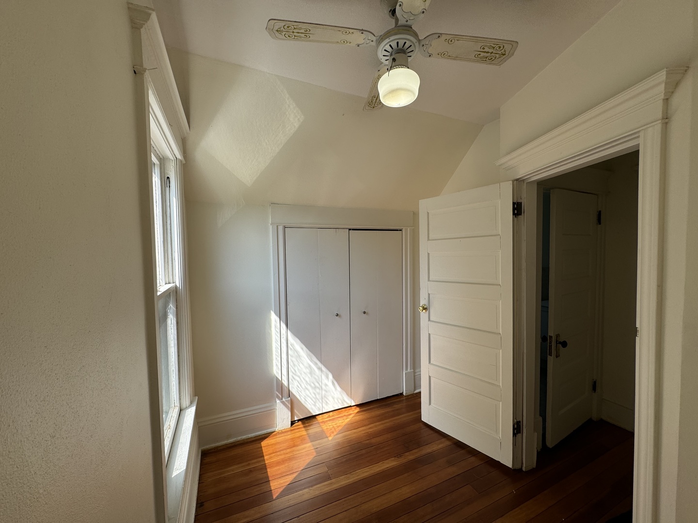 1822 Charles Street Property Photo 23