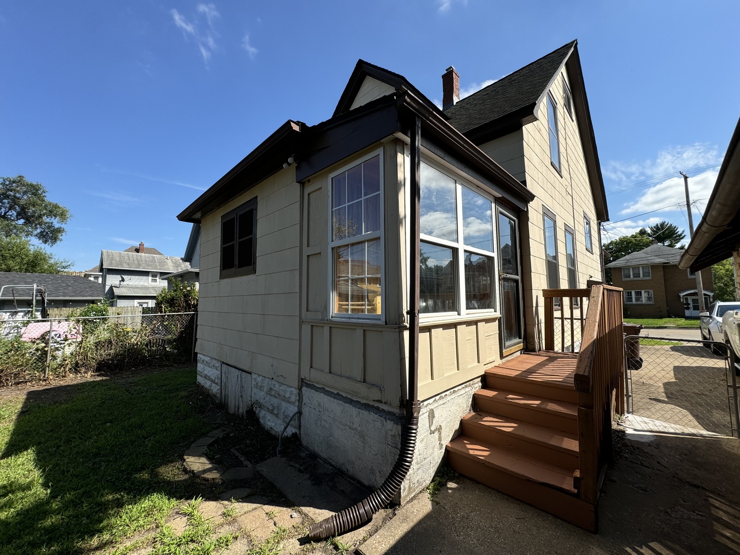 1822 Charles Street Property Photo 29