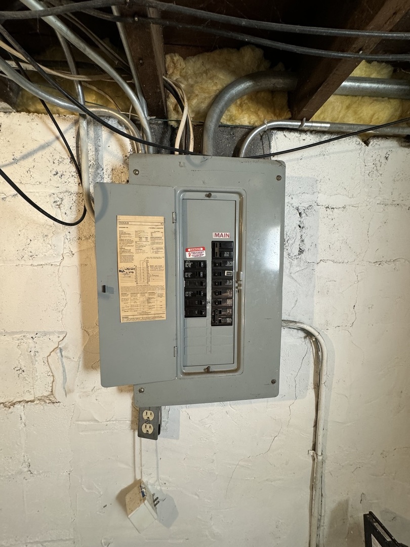 1822 Charles Street Property Photo 35