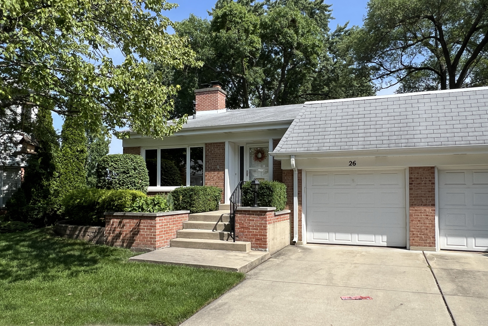 26 N Regency Drive Property Photo 1