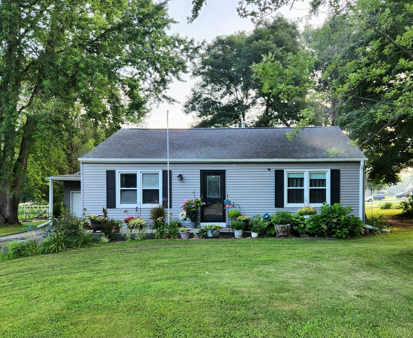 622 Woodlawn Drive Property Photo 1