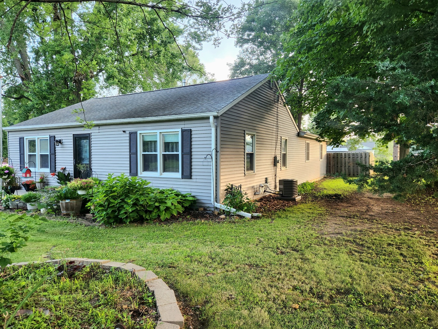 622 Woodlawn Drive Property Photo 3