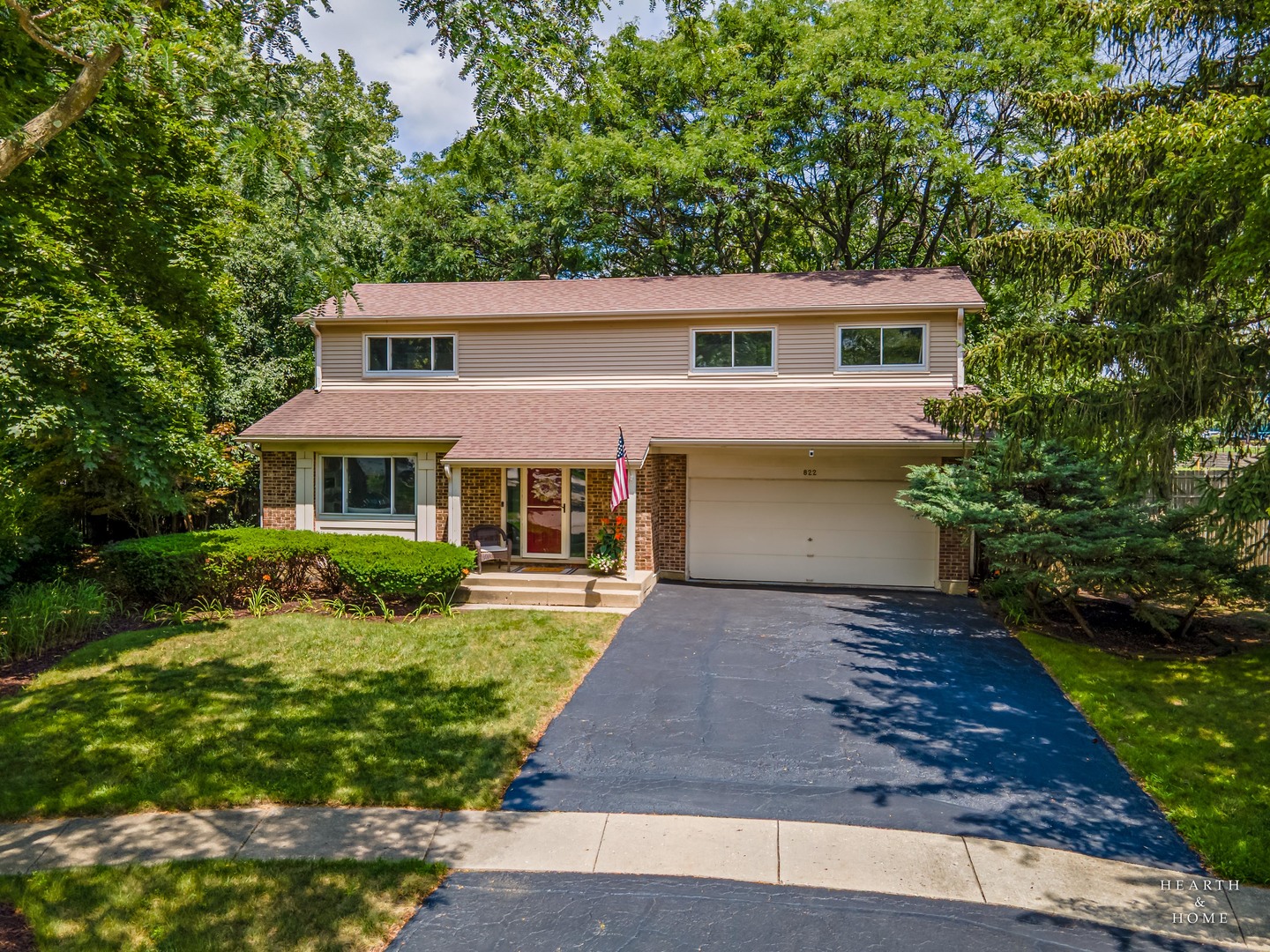 822 Woodbine Circle