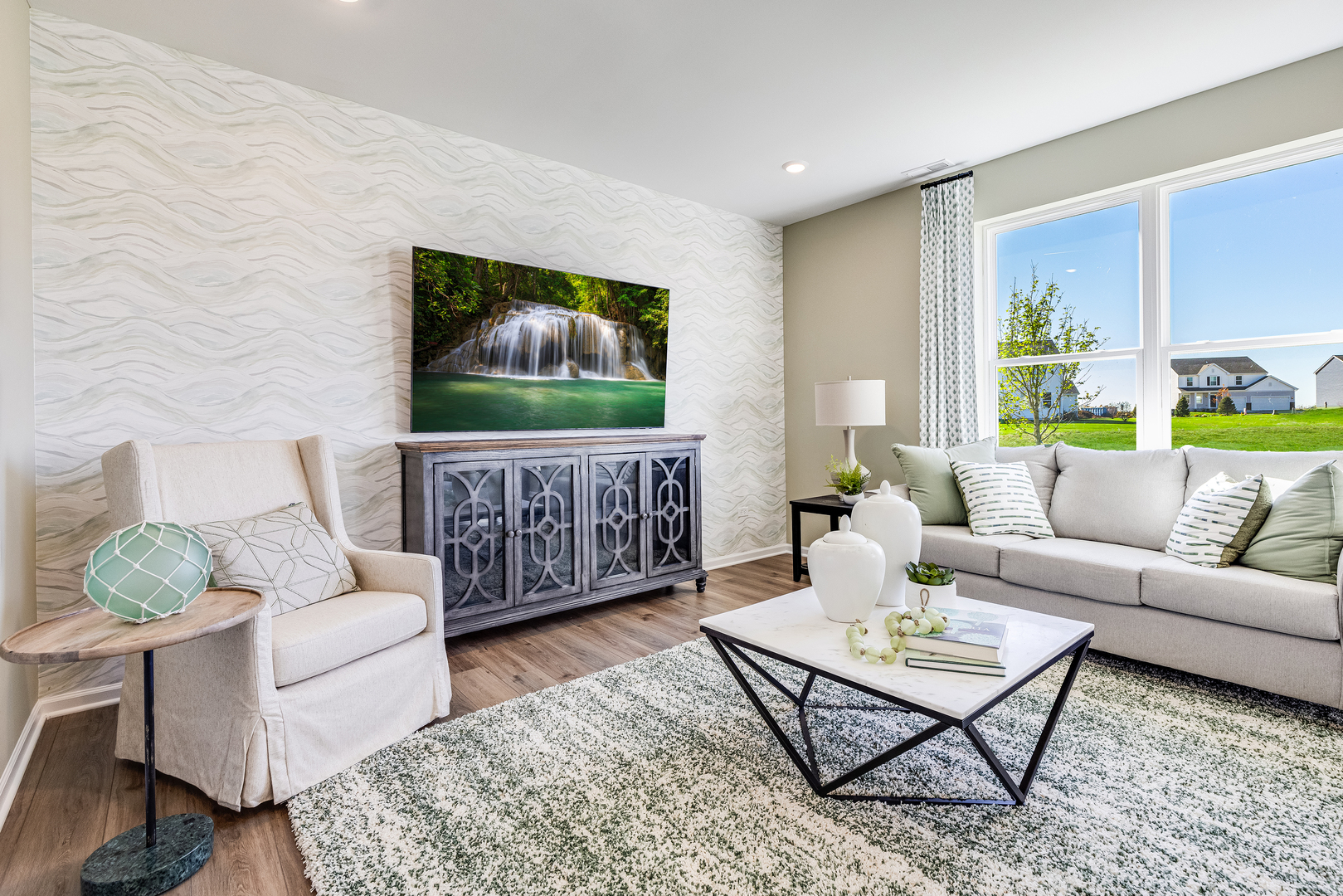 7600 Honeysuckle Lane Property Photo 2