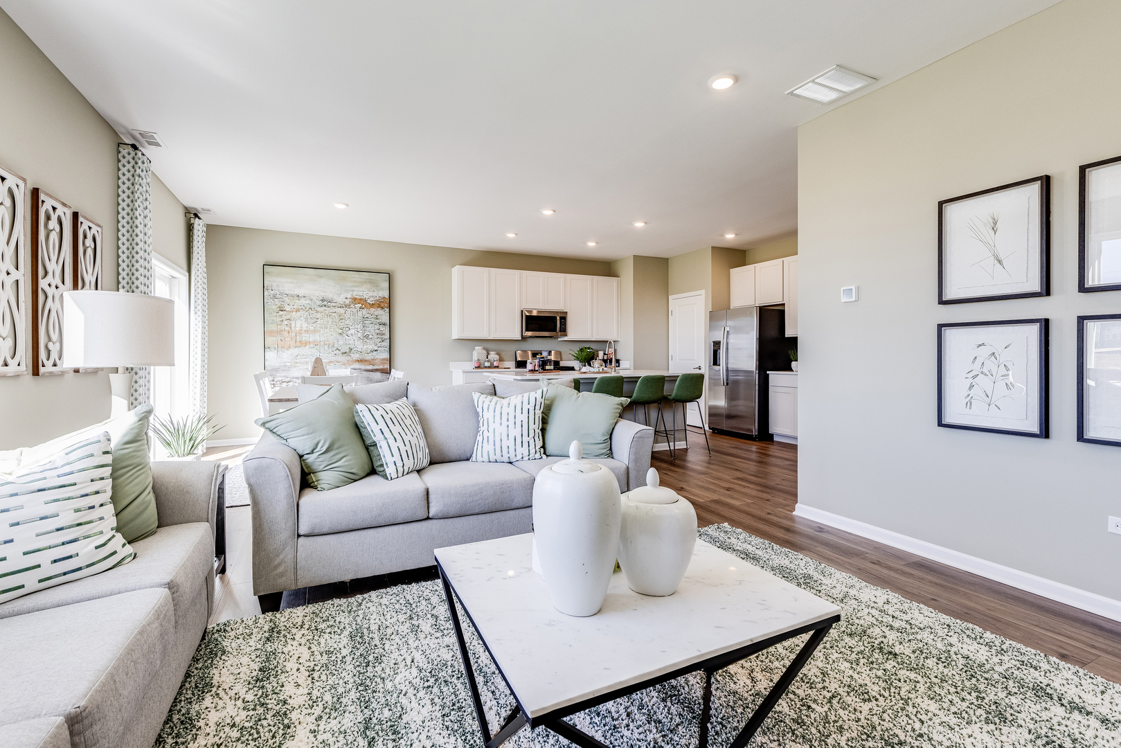 7600 Honeysuckle Lane Property Photo 4